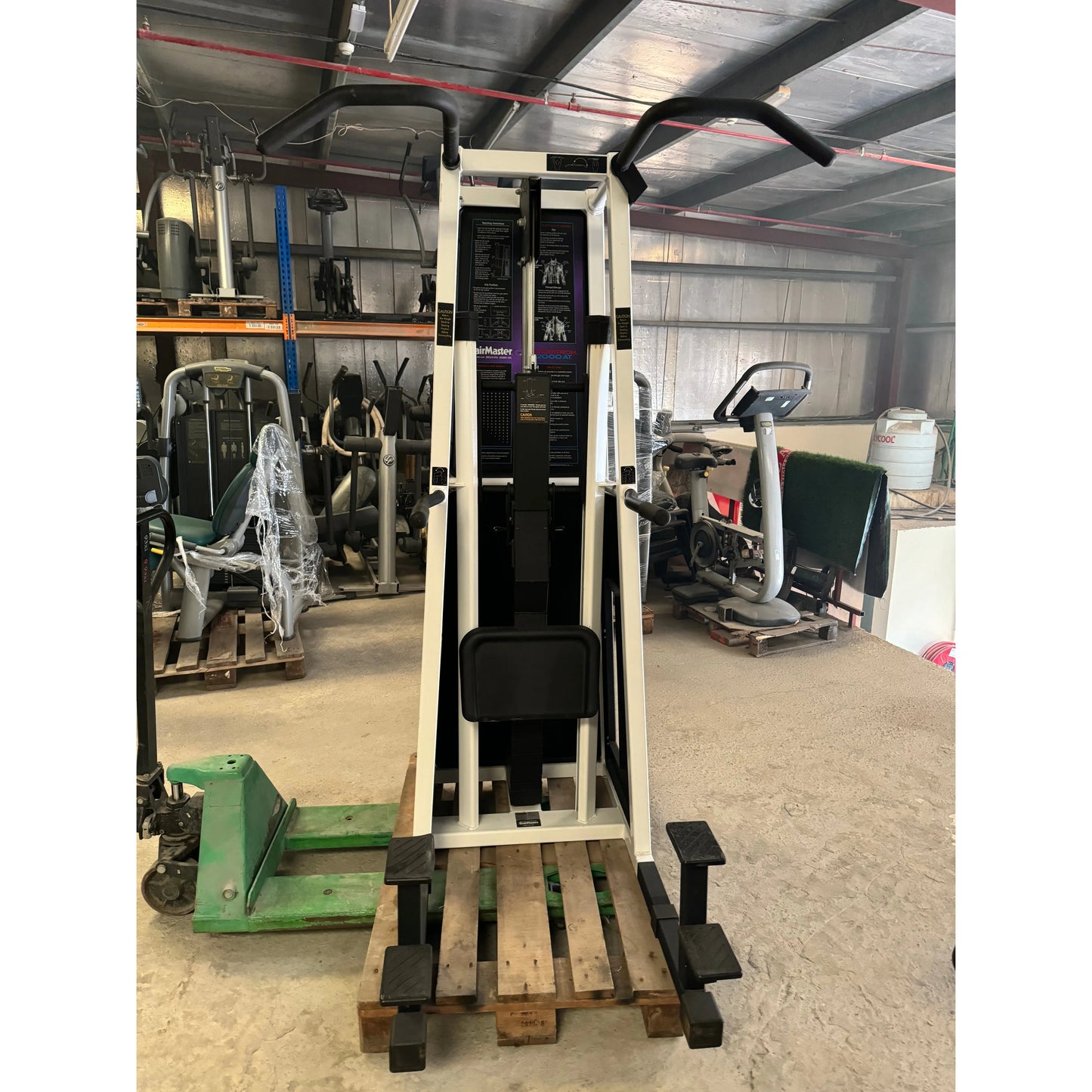 StairMaster Graviton Chin Dip Machine