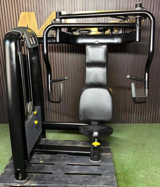 Technogym Chest Press – M970  Selection Line