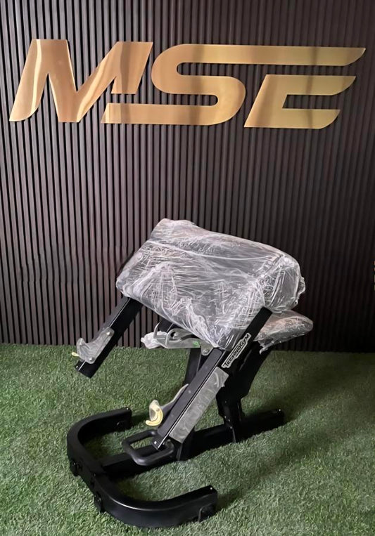 Technogym PURE STRENGTH Preacher Curl