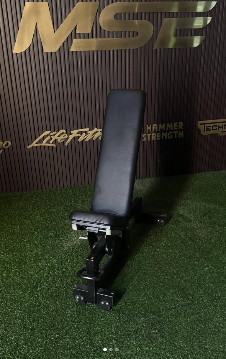 Technogym Pure Strength Adjustable Bench