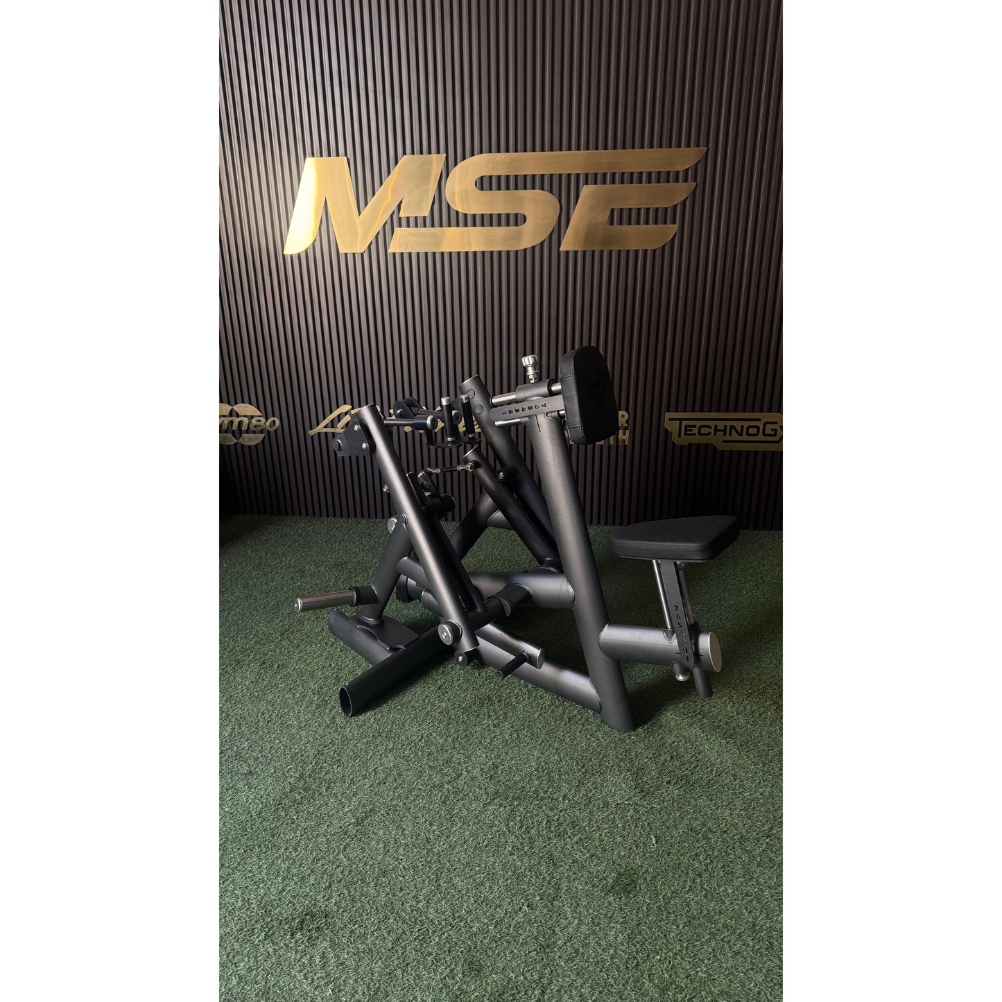 GYM80 Plate-Loaded Seated Row