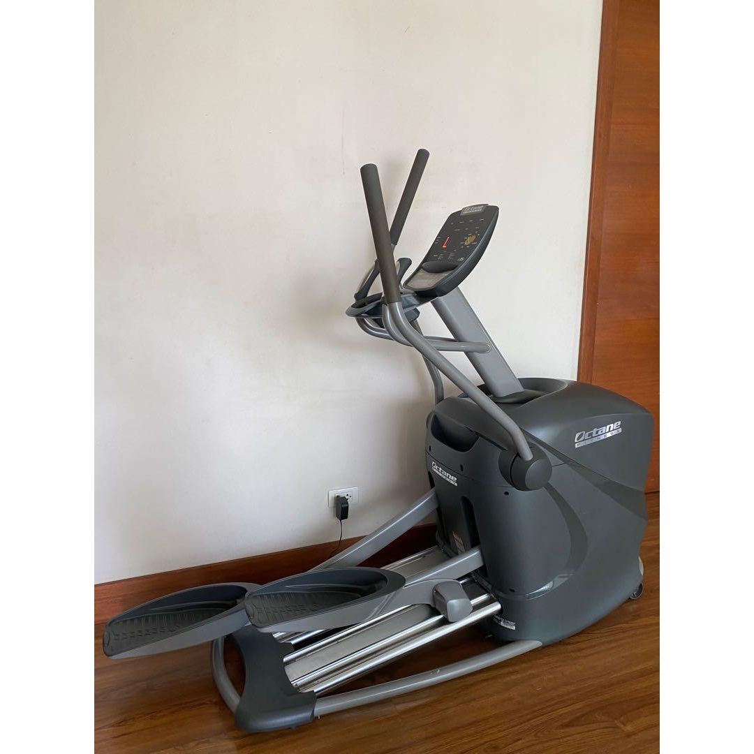 Octane Fitness PRO3700 Elliptical