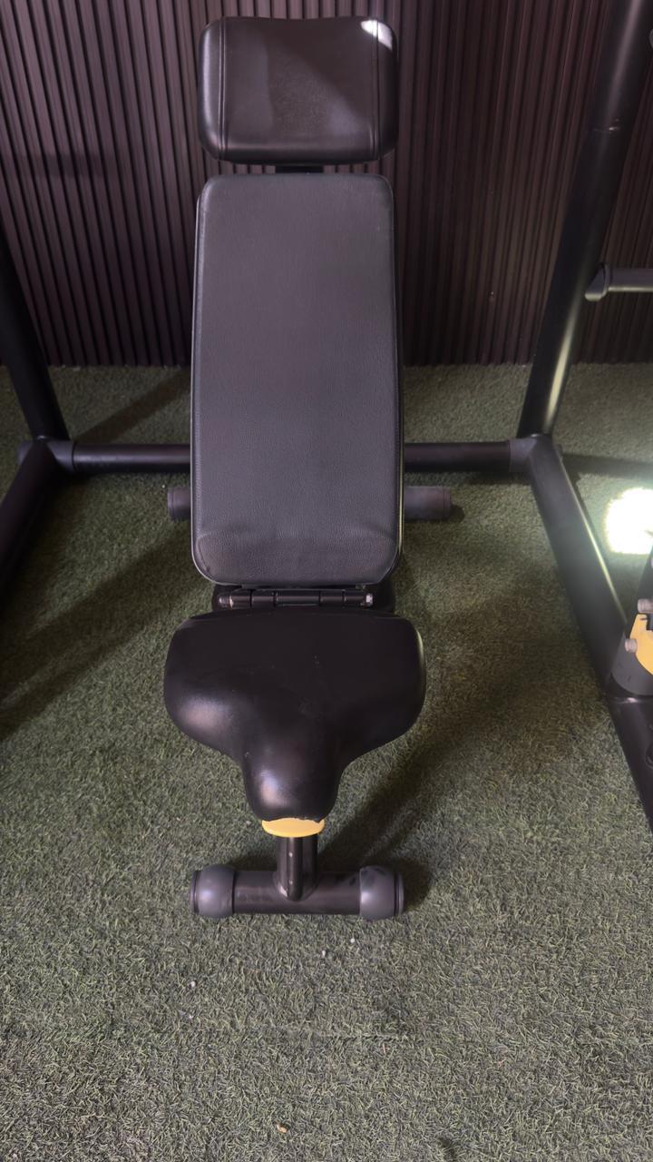 Technogym Smith Machine + Adjustable Bench