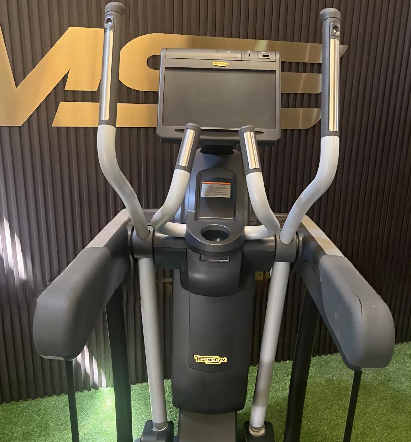 Technogym Vario Black Line – Unity Touchscreen