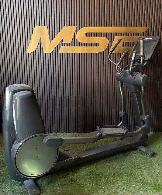 Life Fitness Elevation Series Crosstrainer – Touchscreen Display