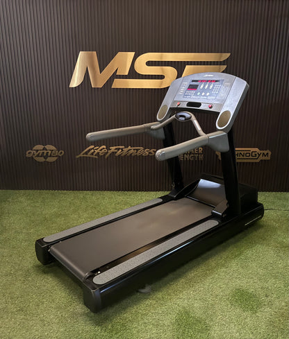 SUPER SALE ! Life Fitness 95 Treadmill