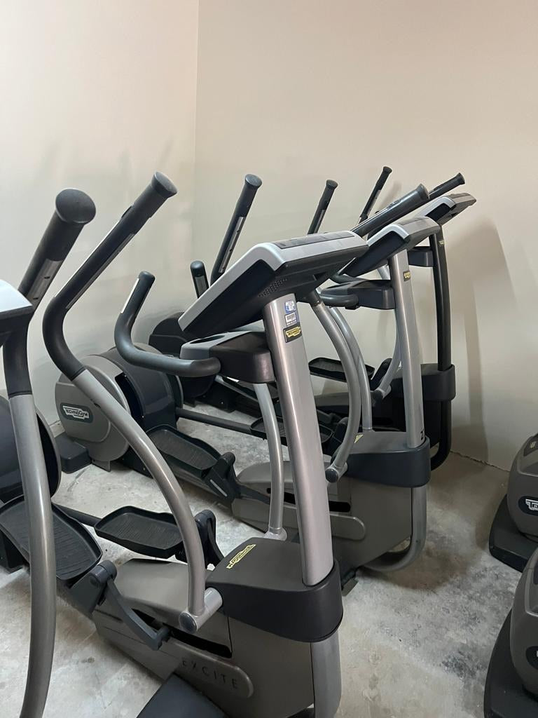 Technogym Exite Crosstrainer LED