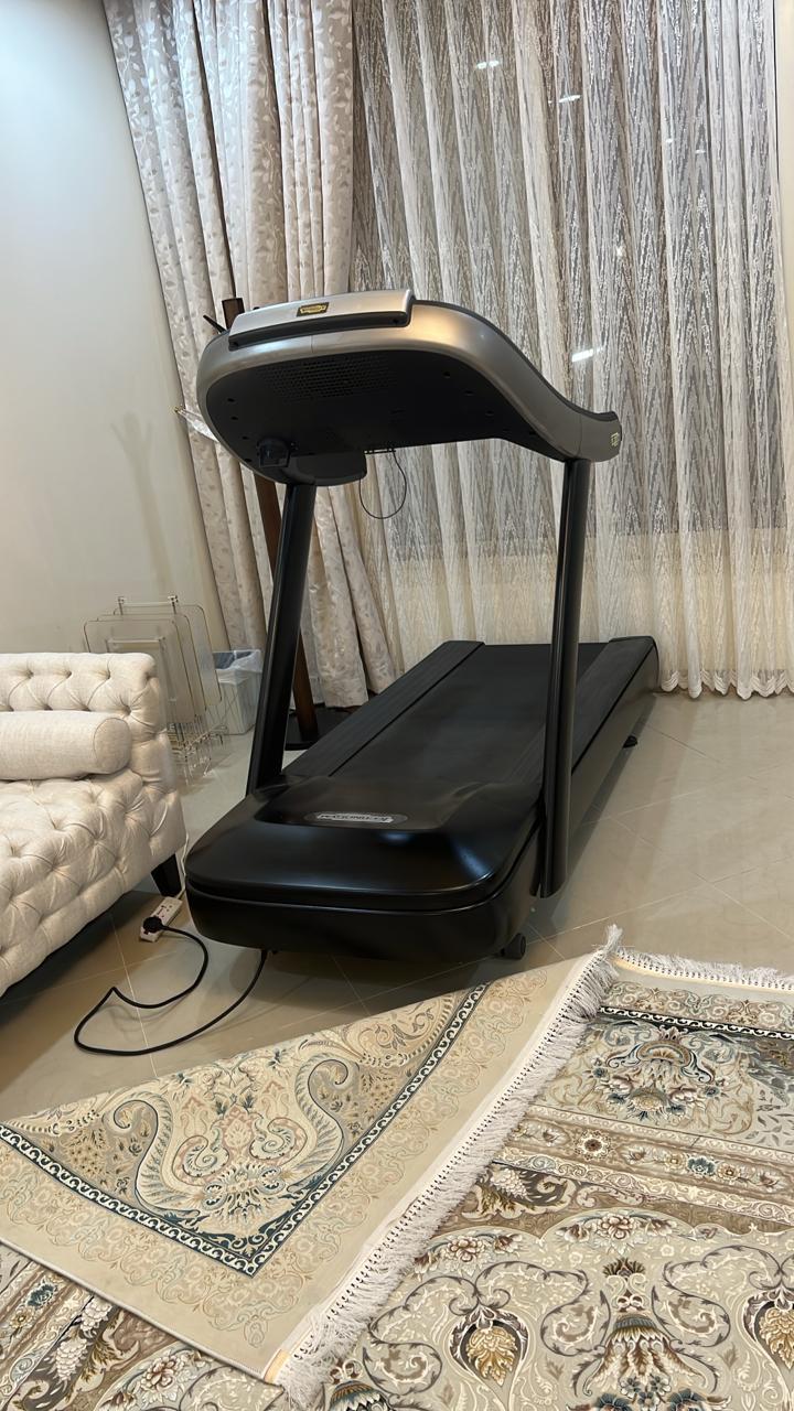 Technogym RUN Treadmill 500 LED